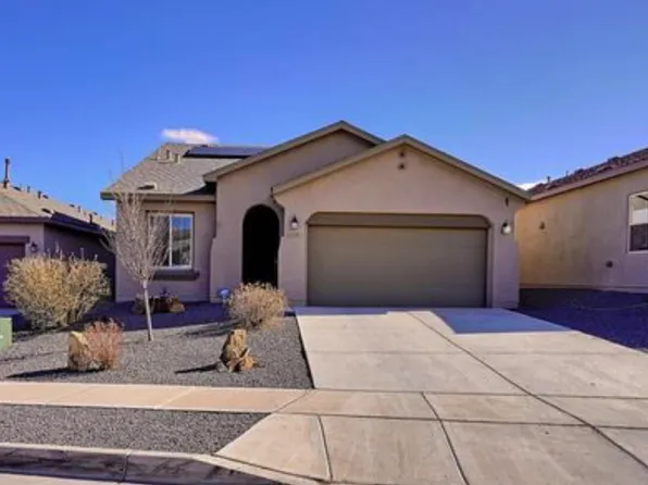 6391 Red Falcon Dr NE, Rio Rancho, NM 87144