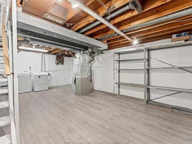 272 Victoria St S #40 — Photo 18