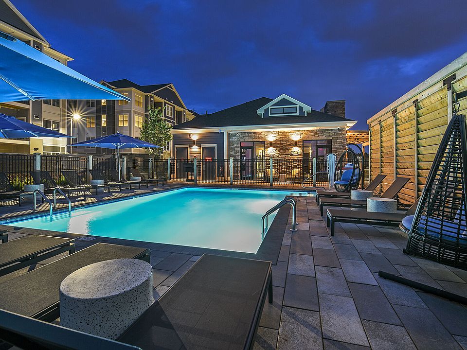 J Woburn Heights 1042 Main St Woburn MA Zillow