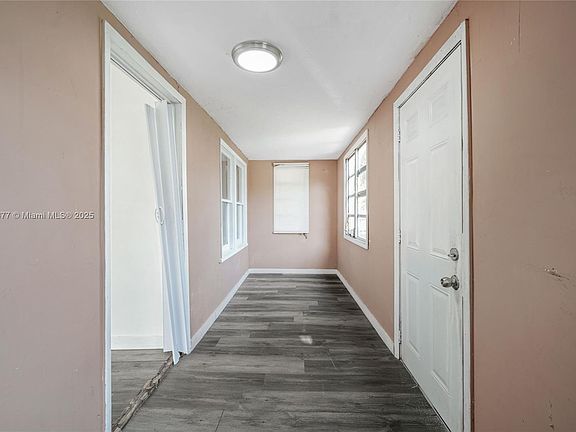 3rd image of 145 Frow Ave