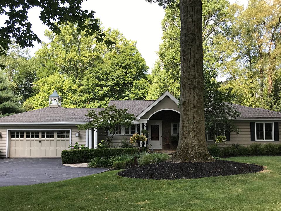 1st image of 17098 E View Dr