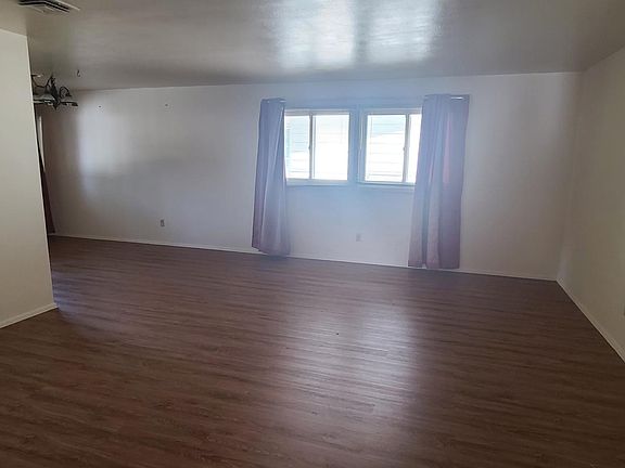 2nd image of 3095 Blackwood Dr