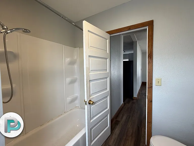 1108 S Federal Ave — Photo 10