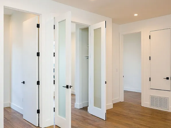 1499 Jefferson Avenue image 1 of 26