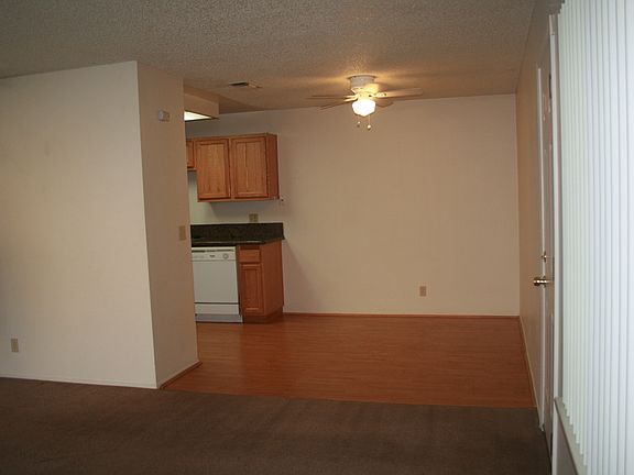 4th image of 4813 Lewis Carroll Way