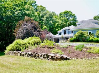 1485 Baptist Church Rd, Yorktown Heights, NY 10598