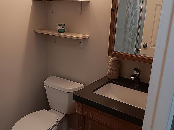 5th image of 111 S Baybrook Dr Unit 102