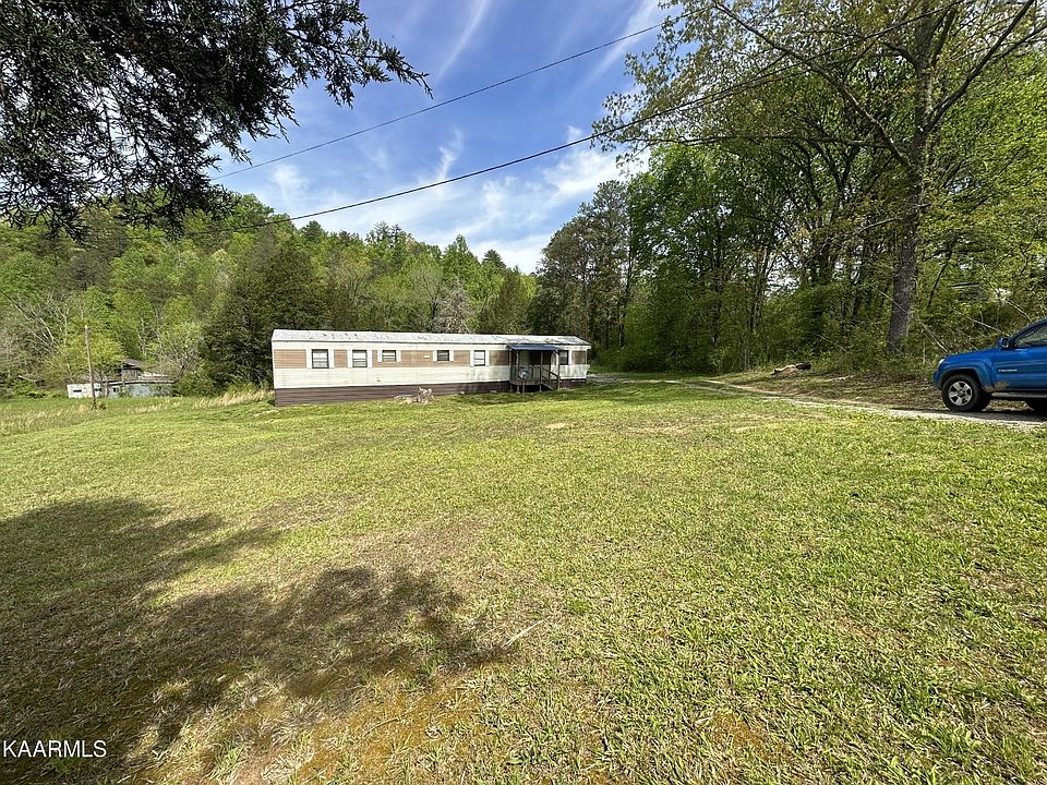1st image of 179 White Plains Rd