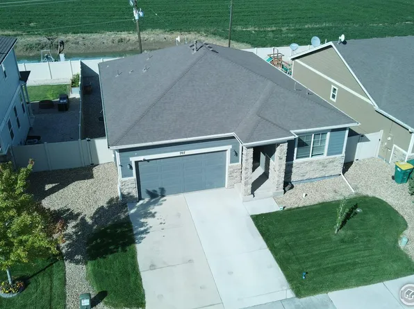 707 N Country Trl, Ault, CO 80610