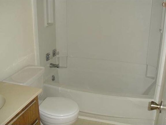 3rd image of 11420 Ptarmigan Dr