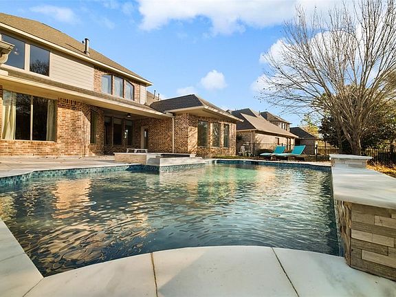 2nd image of 18611 N Thomas Shore Dr