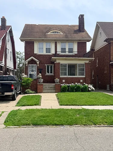 2655 Collingwood St Photo 1
