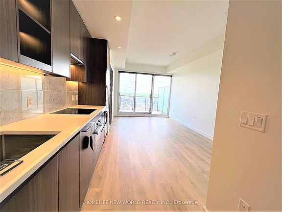 5th image of 85 McMahon Dr #1110