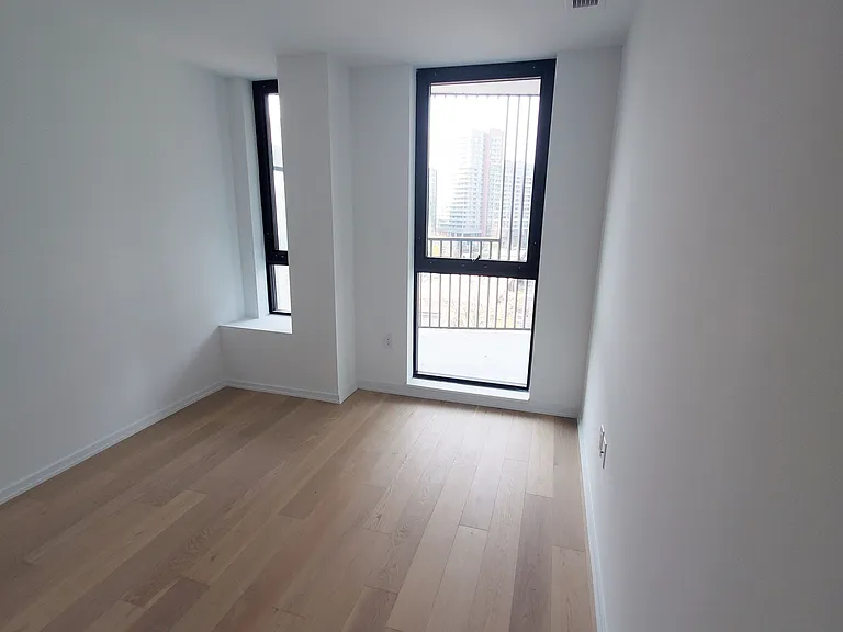 41 Dovercourt Rd #710 — Photo 11