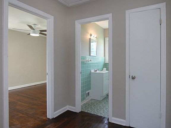4th image of 1005 Green St