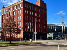 1403 Central Pkwy, Cincinnati, OH