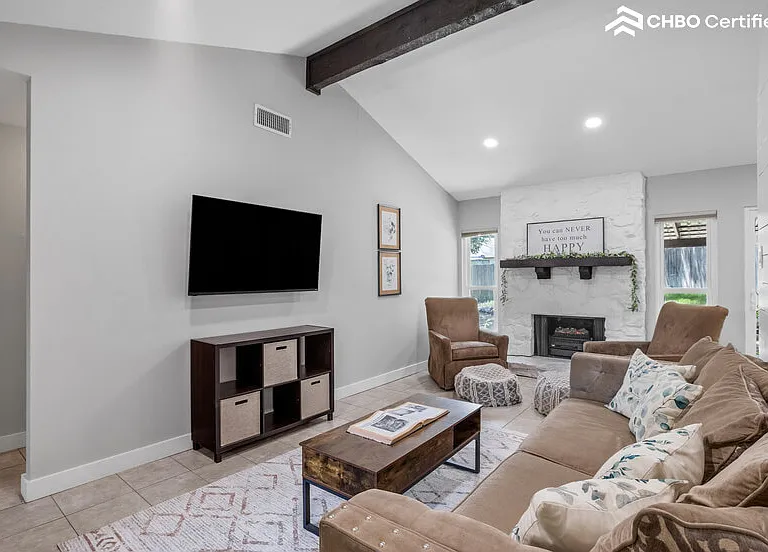 14319 Briartrail St — Photo 27
