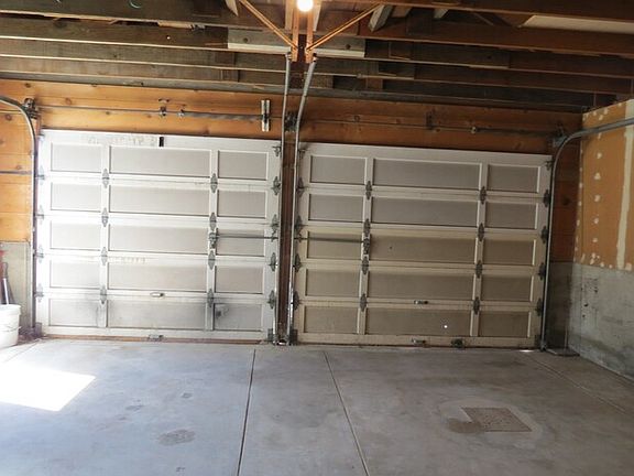 2nd image of 701 4th Ave W