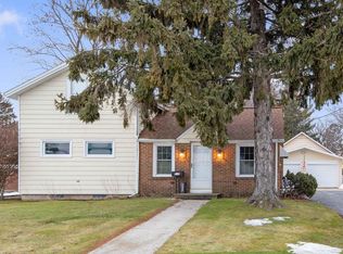 517 Hall St, Ripon, WI 54971