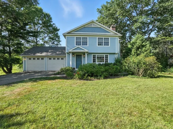 124 Pomeroy Ln, Amherst, MA 01002