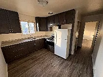 85 Elmwood Road - 85 (Upper) — Photo 3