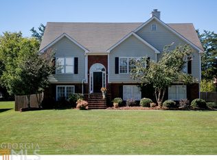 82 Planters Dr, Cartersville, GA