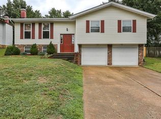 4553 Dakota Trl, Saint Charles, MO 63304
