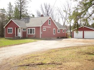 202 Pioneer Dr, Wrenshall, MN 55797