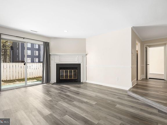 3rd image of 20218 Halethorpe Ln #215
