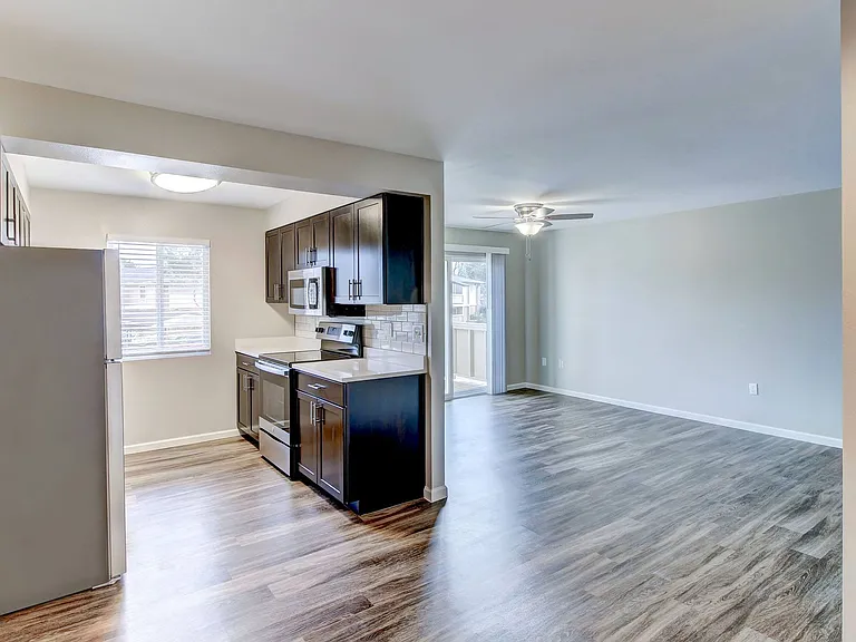 Ridgeview Place — Photo 16