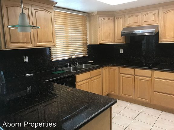 2nd image of 4994 Berkeland Ct