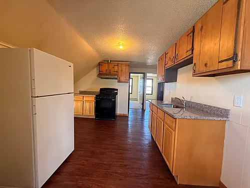 40 Webb St #3 Photo 1