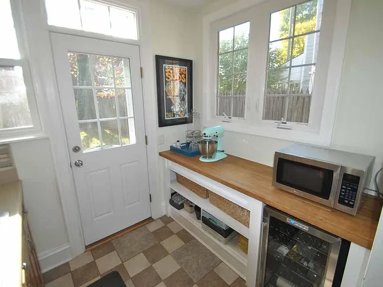 2923 Grayland Ave — Photo 14