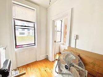 Rented by Sunrise Real Estate