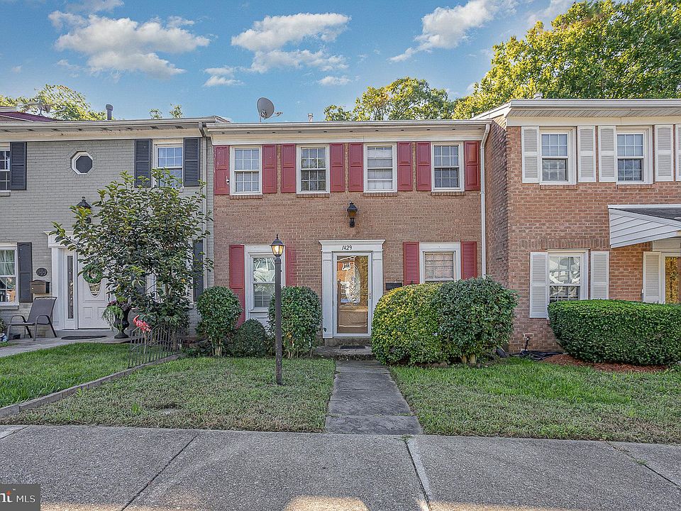 1st image of 1429 Deerfield Ln