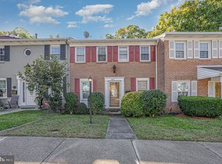 1429 Deerfield Ln, Woodbridge, VA 22191