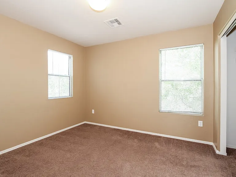 13519 W San Juan Ct — Photo 2