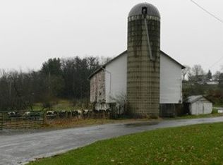 9636 Welton Rd NE, Bolivar, OH 44612