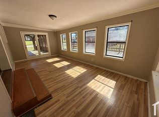 5201 Mawood St, Fayetteville, NC 28314