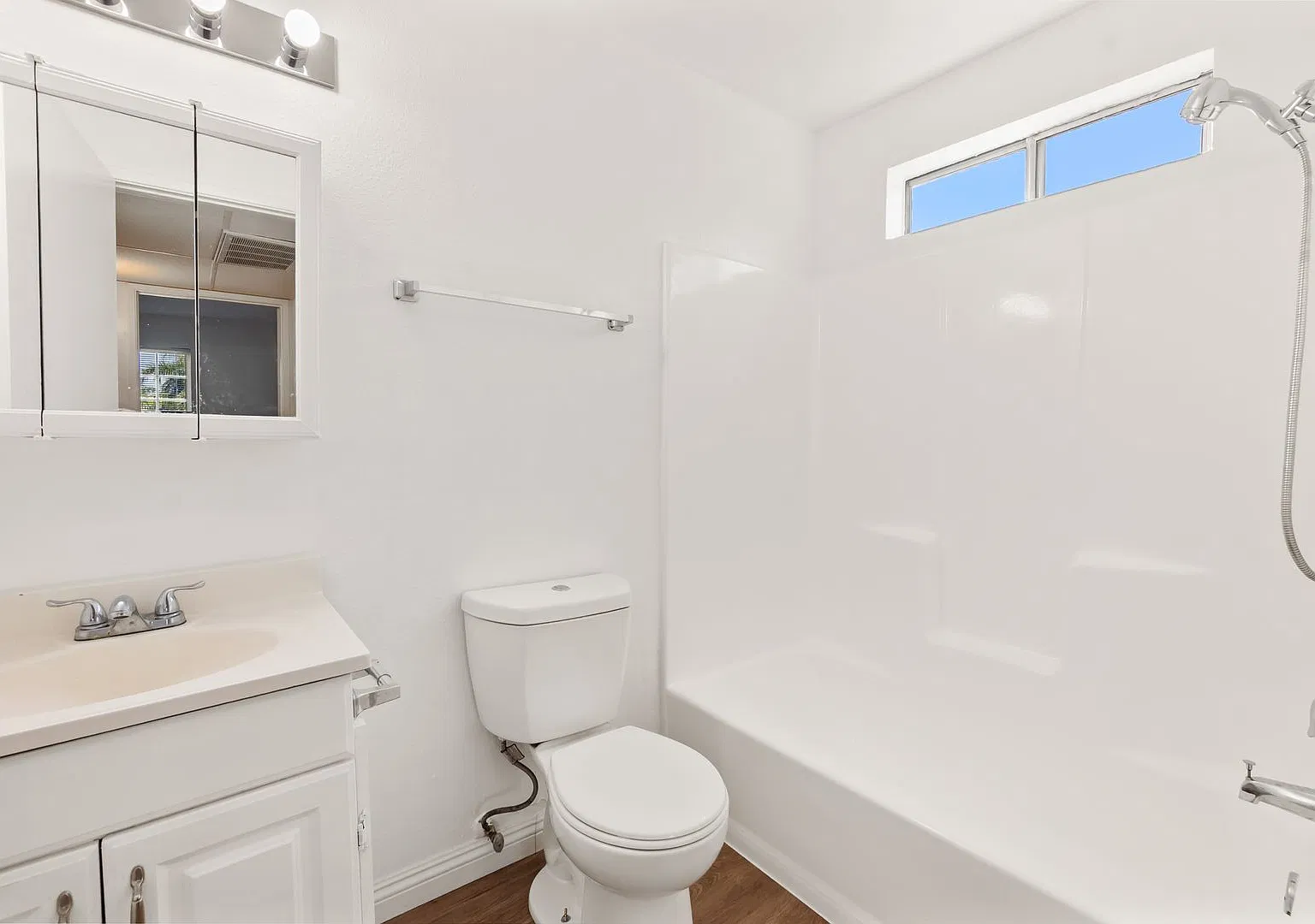13266 Foothill Blvd — Photo 4