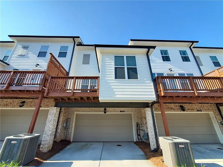 3220 Bennett Creek Ln — Photo 15