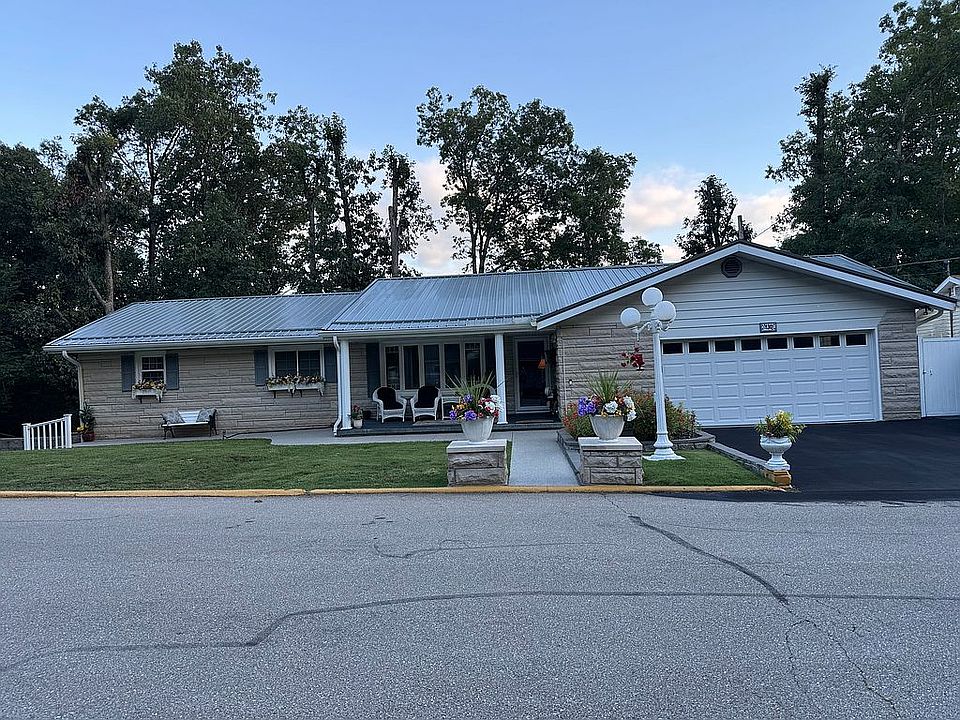 2nd image of 130 Woodhill Dr