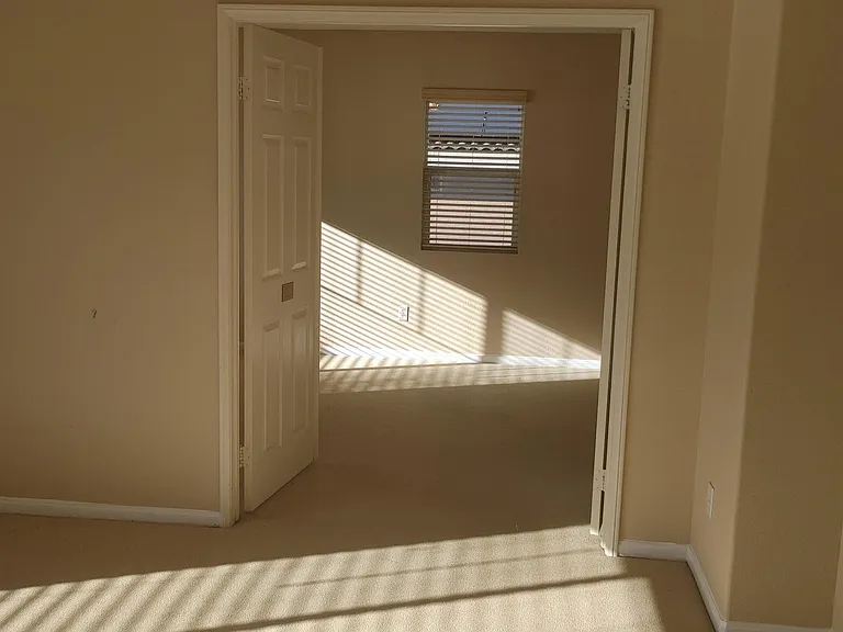 382 Edgewater Dr — Photo 38