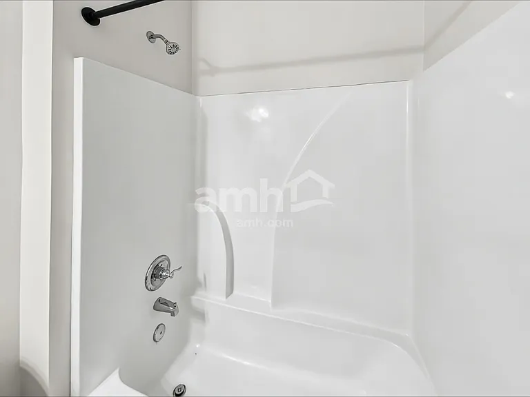 4870 Beryl Dr — Photo 13