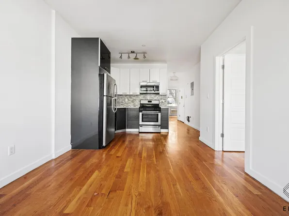 58A Vernon Ave, Brooklyn, NY