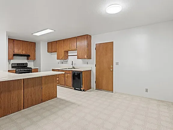 24189 Birch Pl — Photo 8