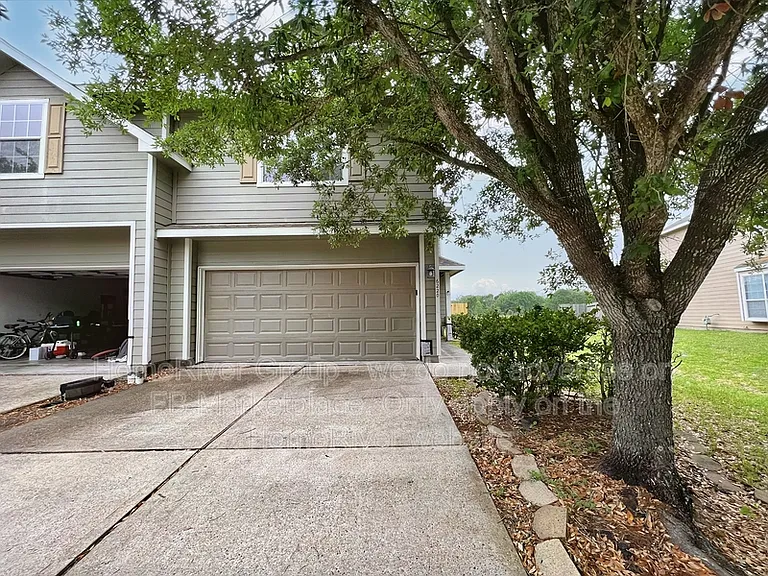 6220 Stoney Creek Dr — Photo 1