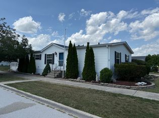 69 Petunia Cir, Matteson, IL 60443