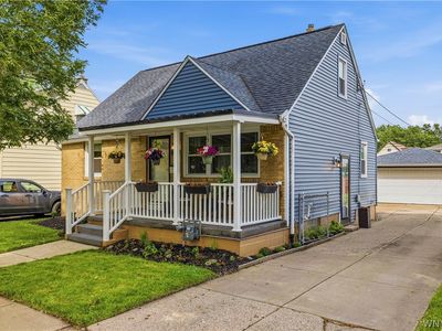 77 Avondale Pl, Buffalo, NY, 14210