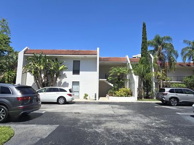 1823 Embassy Drive #101, West Palm Beach, FL, 33401